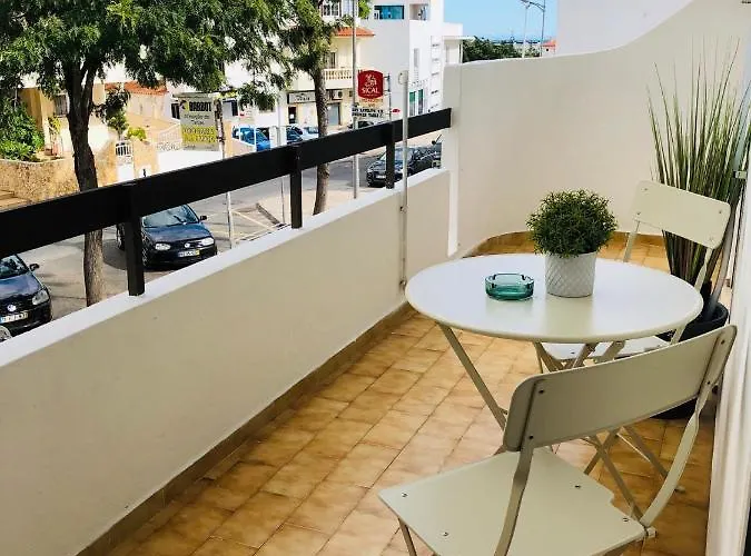 Emblematica - Wifi & Pool 阿尔布费拉