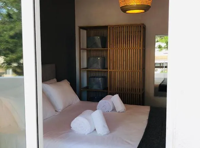 Emblematica - Wifi & Pool * 阿尔布费拉